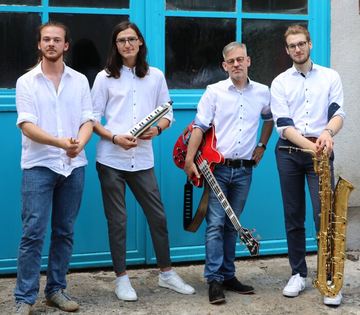 Dr Grausig & the Magic­tones: My Favourite Things – Konzert – Bild: 